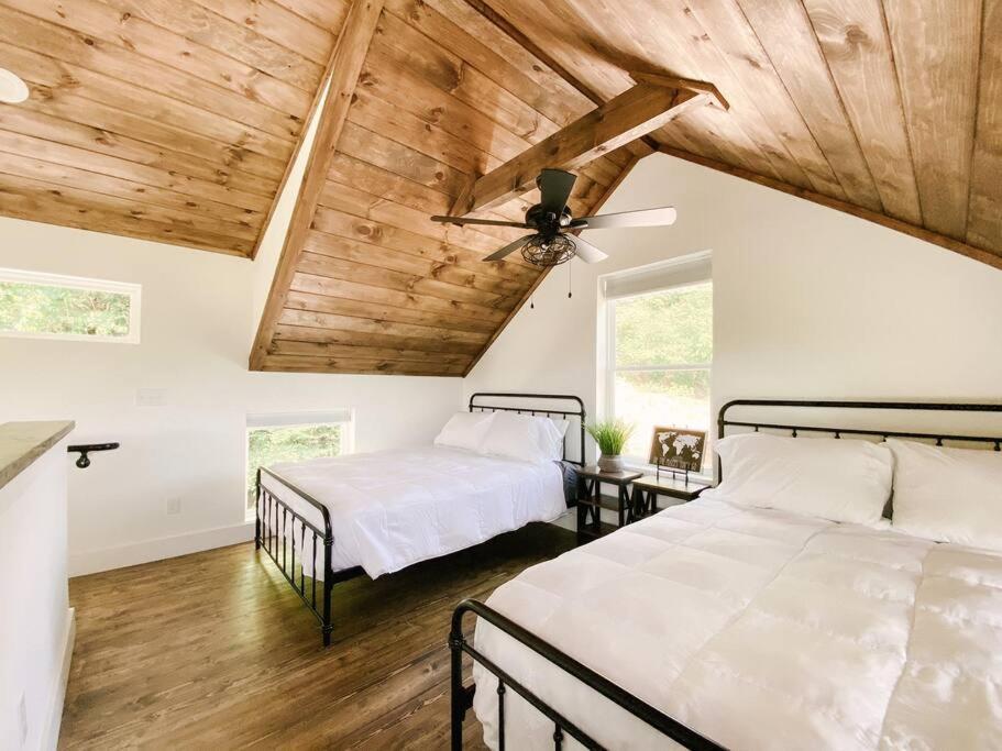 Ferienwohnung Modern Smoky Mountain Tiny House Pigeon Forge Exterior foto