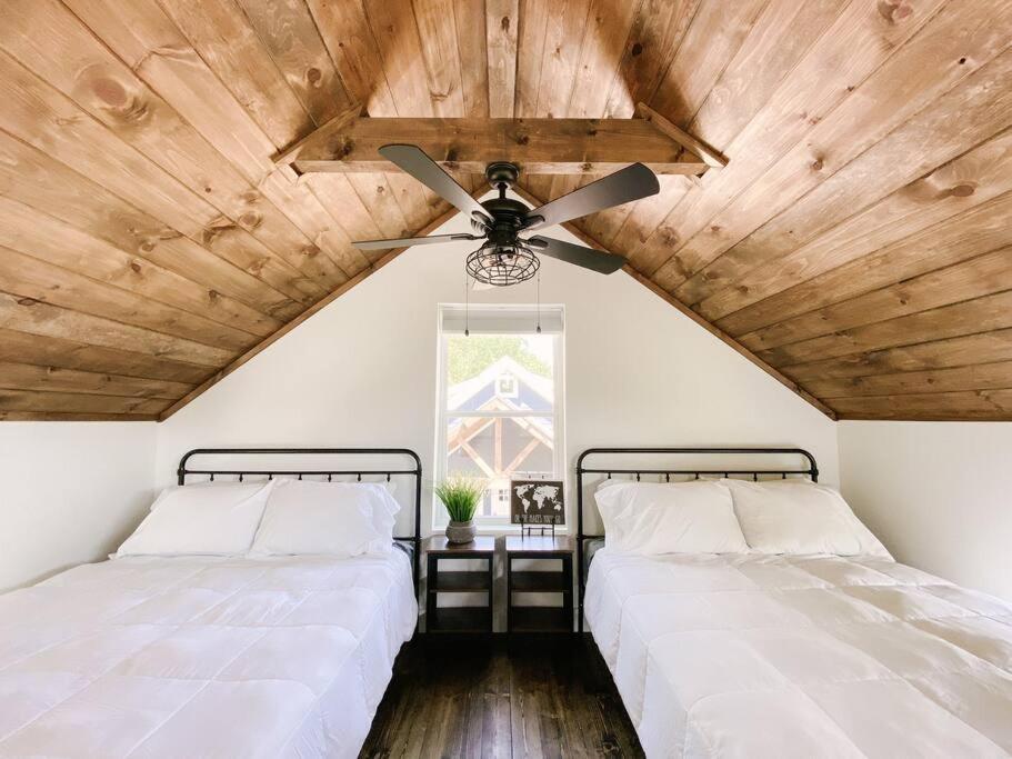 Ferienwohnung Modern Smoky Mountain Tiny House Pigeon Forge Exterior foto